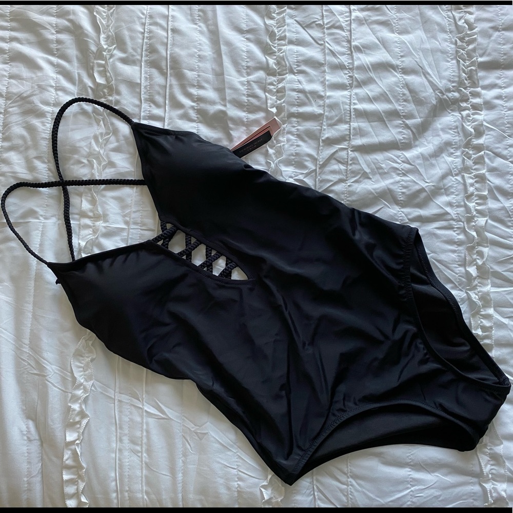 VS One Piece Swimsuit